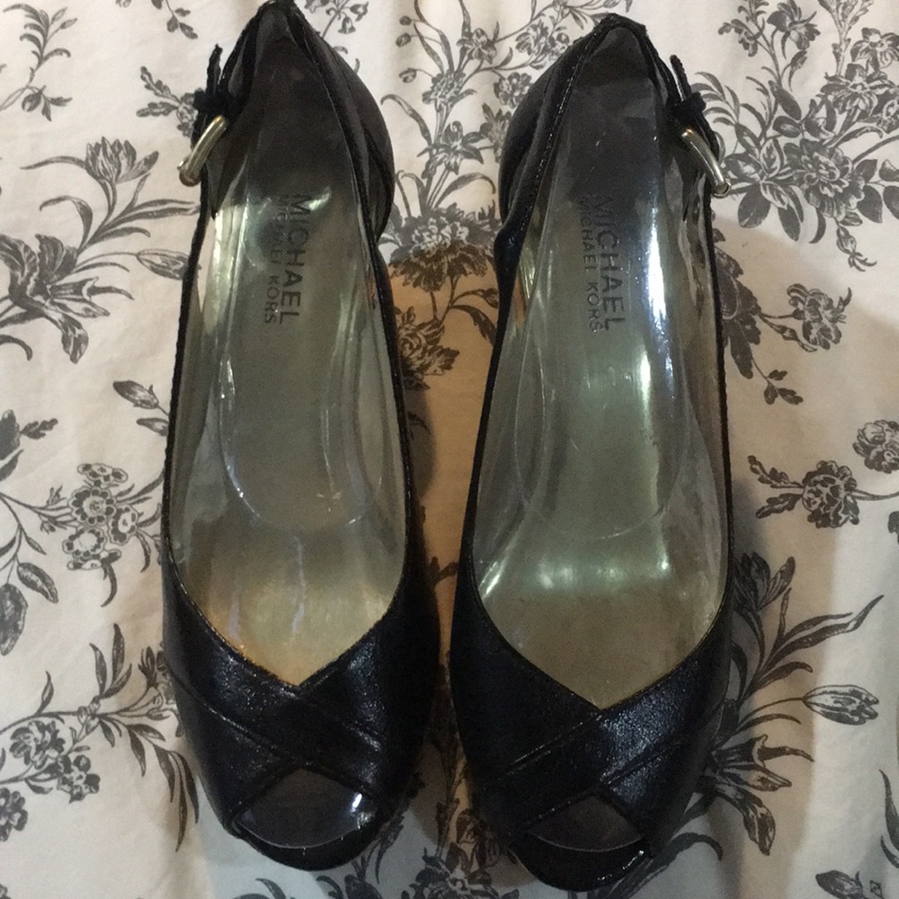 Micheal kors wedges